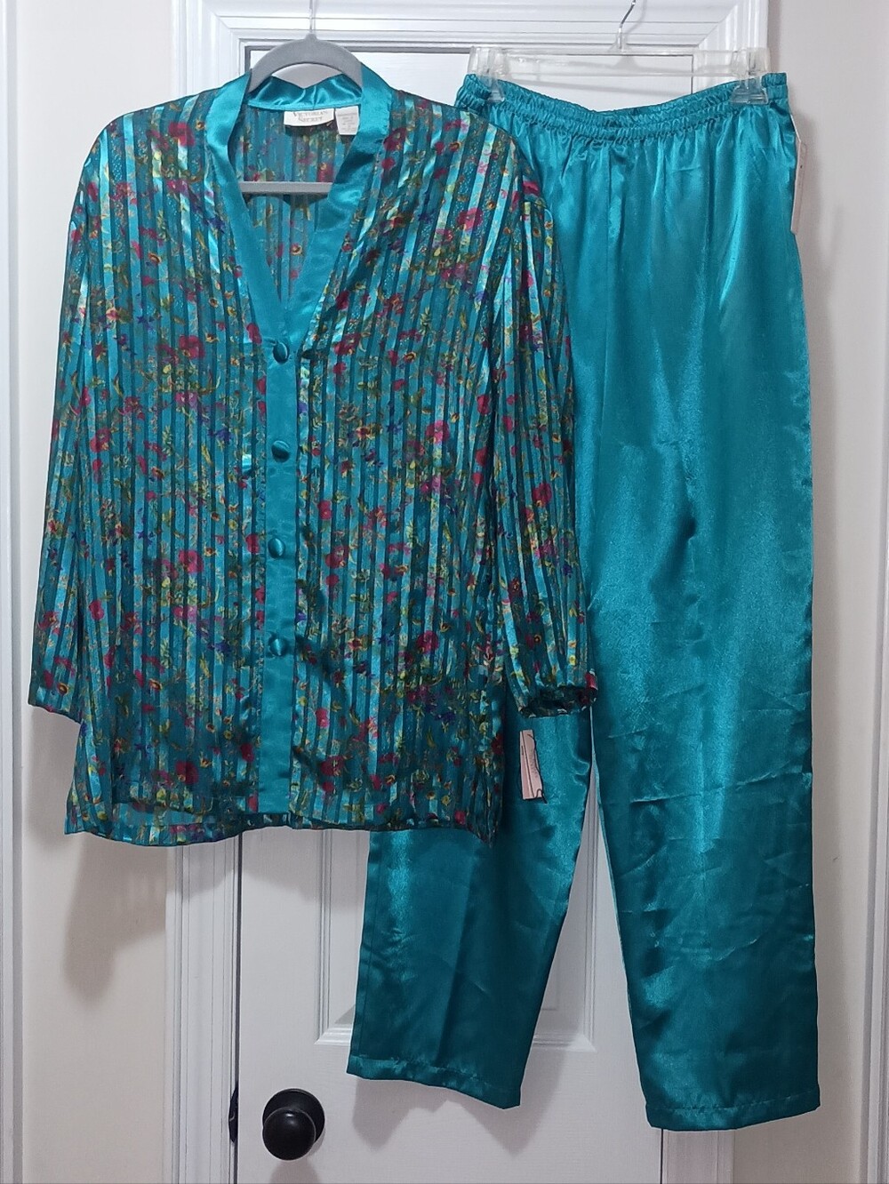 Vintage Victoria's Secret Satin Pajama Set Size Small New With Tags